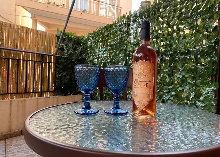 Apartment Downtown Corner